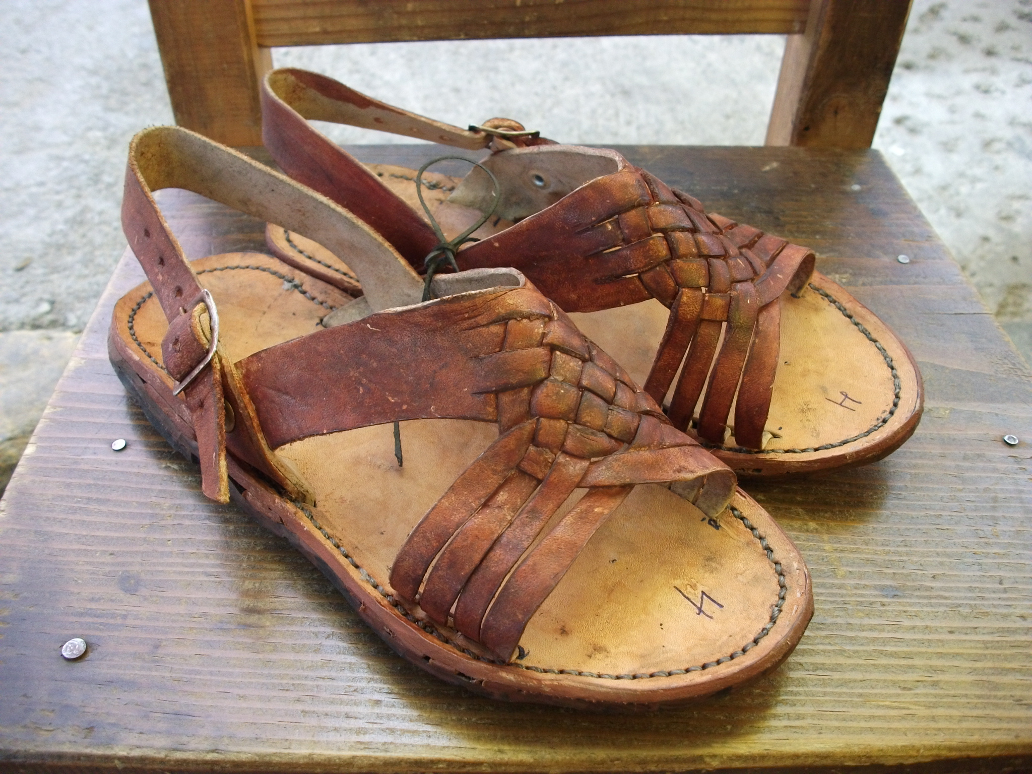 sandals in spanish huaraches